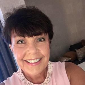 Meet your Posher, Gena